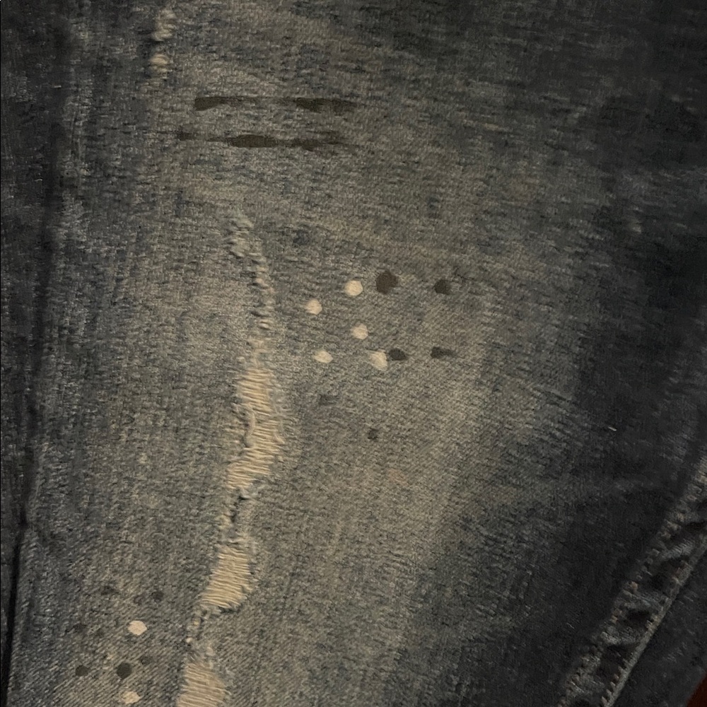 Buckle Women's Distressed Black Skinny Jeans